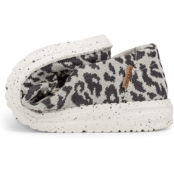 Hey dude Wendy woven cheetah print- size 7-9 - Picture 5 of 10